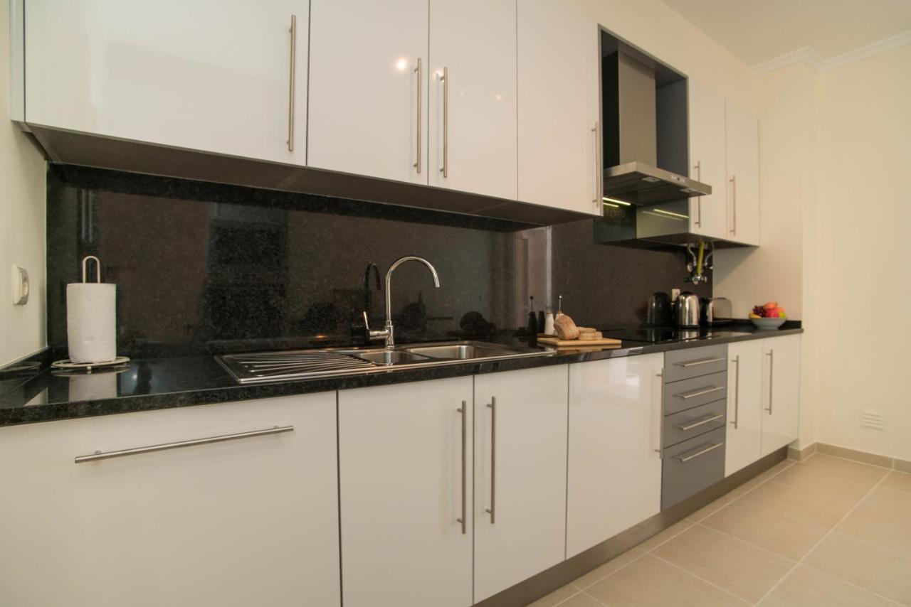 Central Modern 2 Bed Apartment Армасан-де-Пера Экстерьер фото